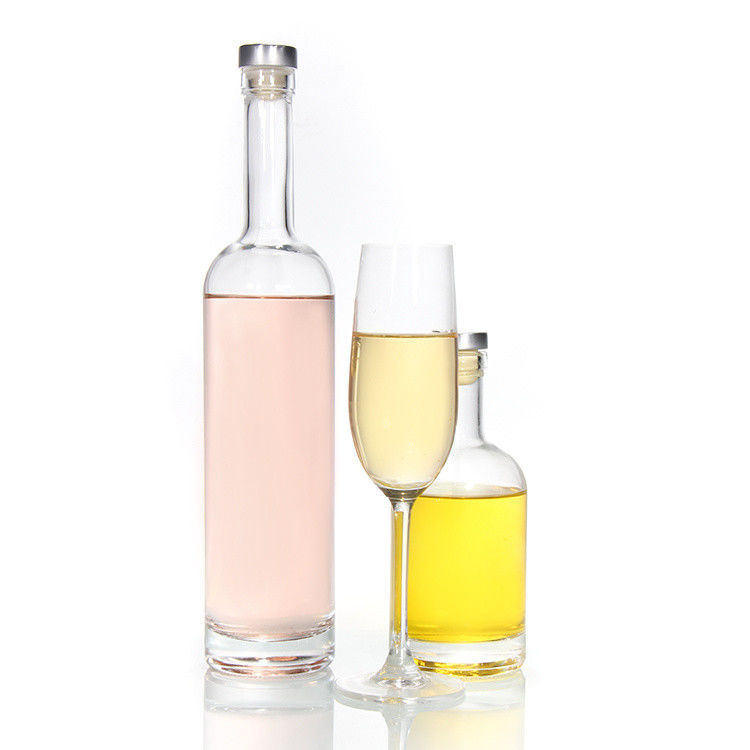 السعر الرخيص 750ml زجاج فلينت زجاج الكحول الزجاج المطبوع خصيصا للشرب الكوكتيل ويسكي الروم